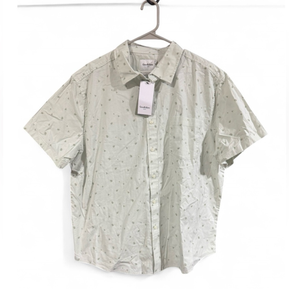 Goodfellow & Co Men's Classic Sage Casual Button Down Shirt